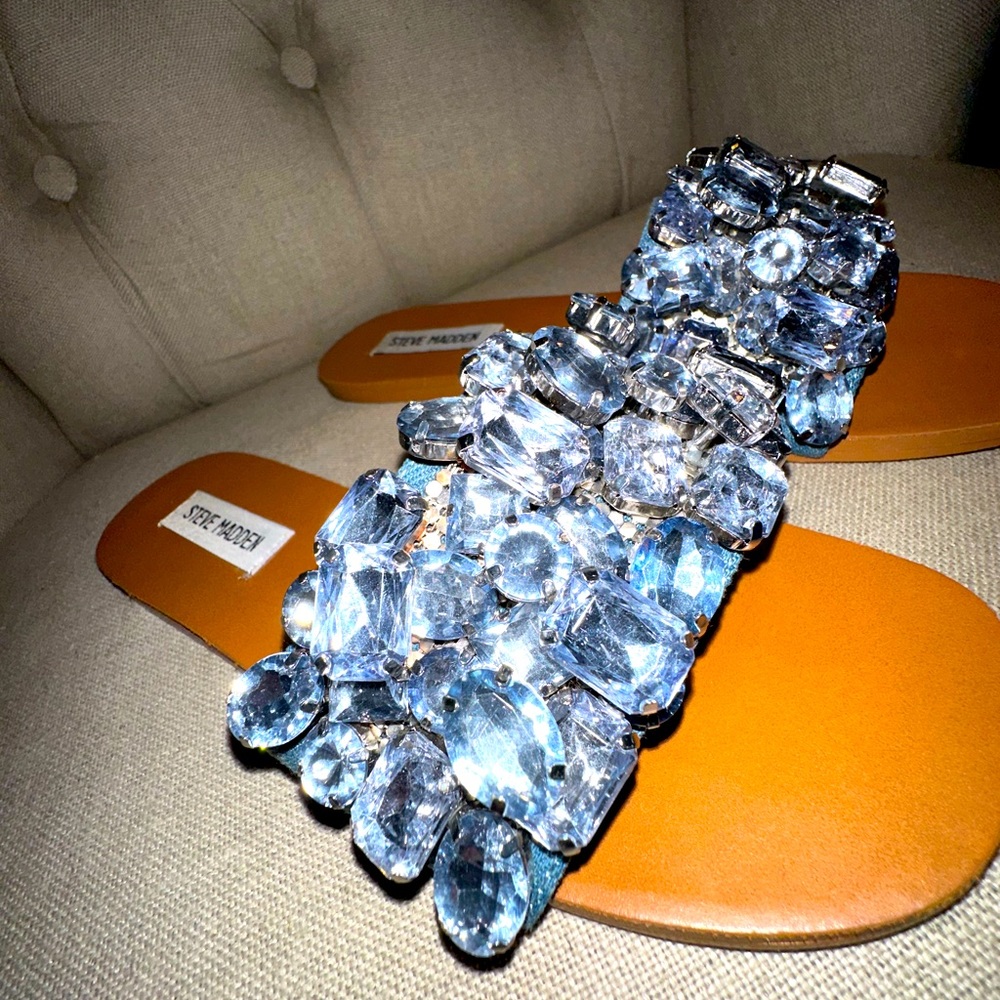 STEVE MADDEN BRIONNA BLUE DENIM JEWELED EMBELLISHED SANDALS Rhinestones Bling 6